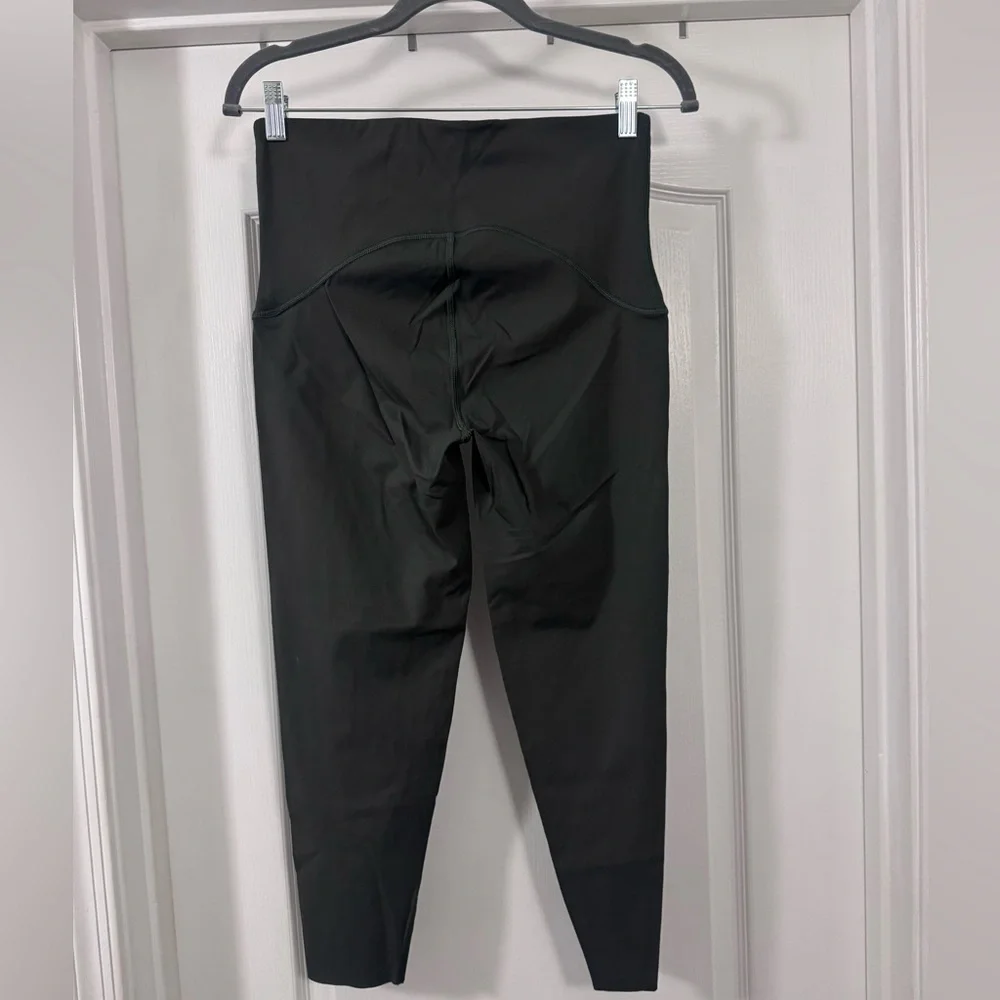 SPANX Booty Boost Leggings - Army Green - Picture 4 of 8